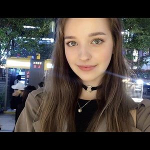 Meet your Posher, Genesis